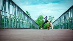 记者：张琳芃大概率还要再坚守一年，发挥老队员传帮带